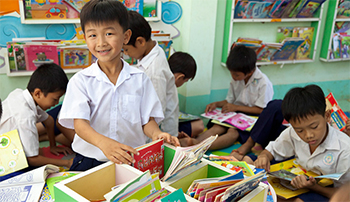 ベトナムの小学校図書室イメージ