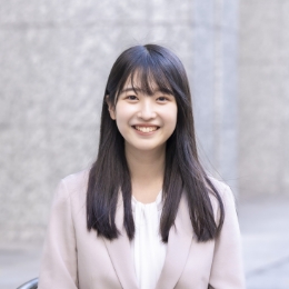 堤 梨紗
